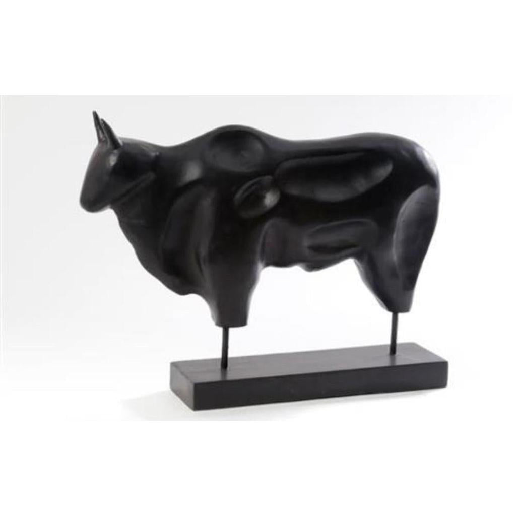 פסל שור נוי דקורטיבי עשוי עץ בצבע שחור 45X32 ס"מ