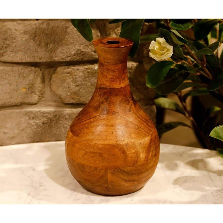 ואזה מיוחדת מעץ מנגו בגוון כהה 26X17X17 ס"מ