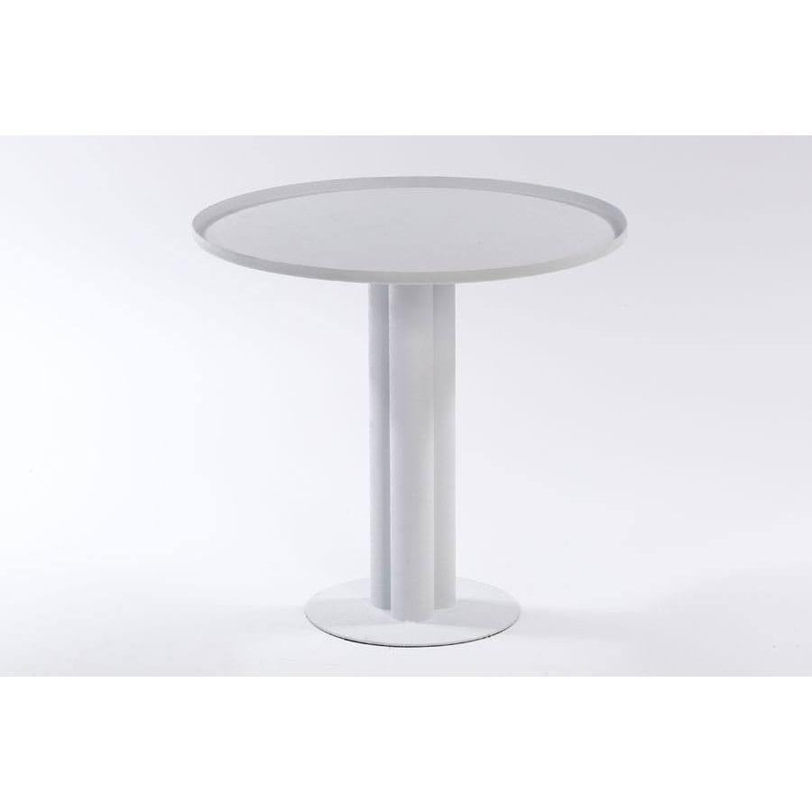 שולחן צד עשוי מתכת בעיצוב מיוחד בגוון לבן 50X50X47 ס"מ