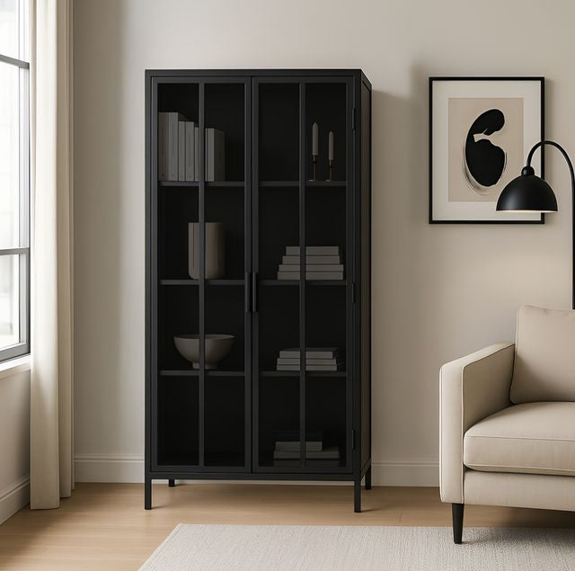 ויטרינה דגם הלסינקי עשויה מתכת בצבע שחור מרהיב