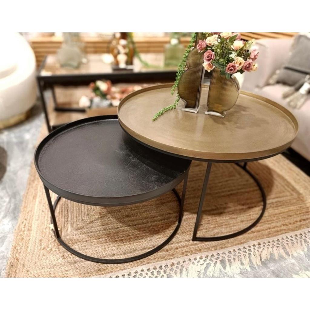 סט 2 שולחנות סלון עגולים בגוון שחור בשילוב זהב יוקרתי