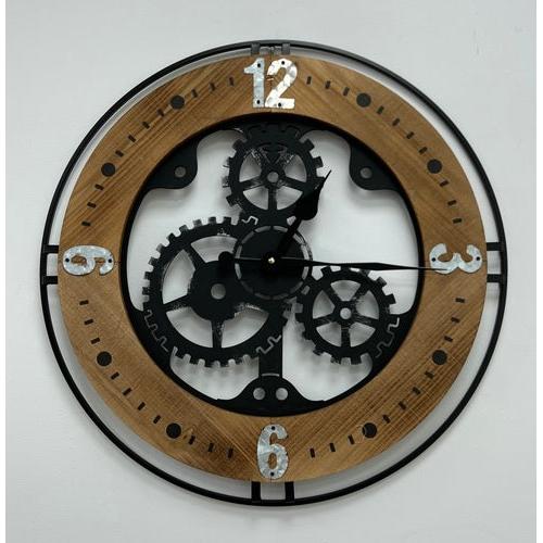 שעון קיר עגול עשוי עץ בשילוב מתכת בצבע שחור בעיצוב מיוחד