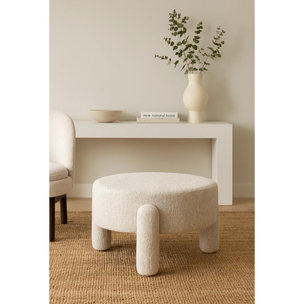 הדום בעיצוב מרהיב בשילוב 4 רגליים מיוחדות