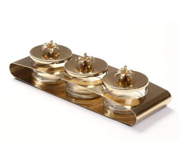 כלי הגשה מחולק עשוי BRASS בעיצוב יוקרתי 