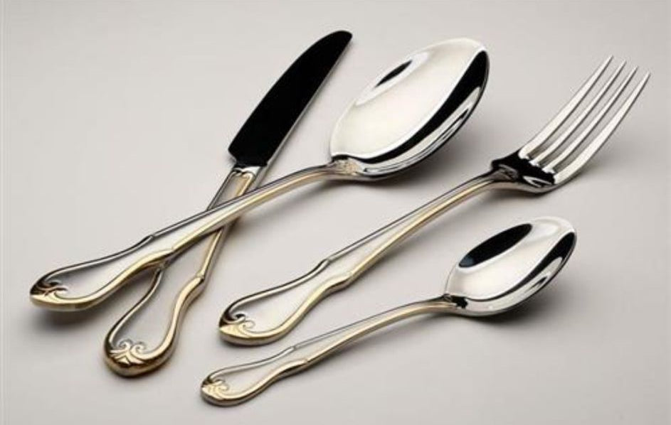 סט סכו"ם 24 חלקים עשוי נירוסטה בעיצוב מרהיב