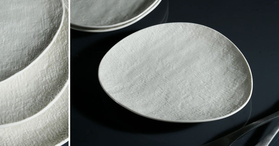 כלי שולחן פורצלן NEW BONE CHINA SIMPEL – לבן ושחור – צלחת מנה ראשונה