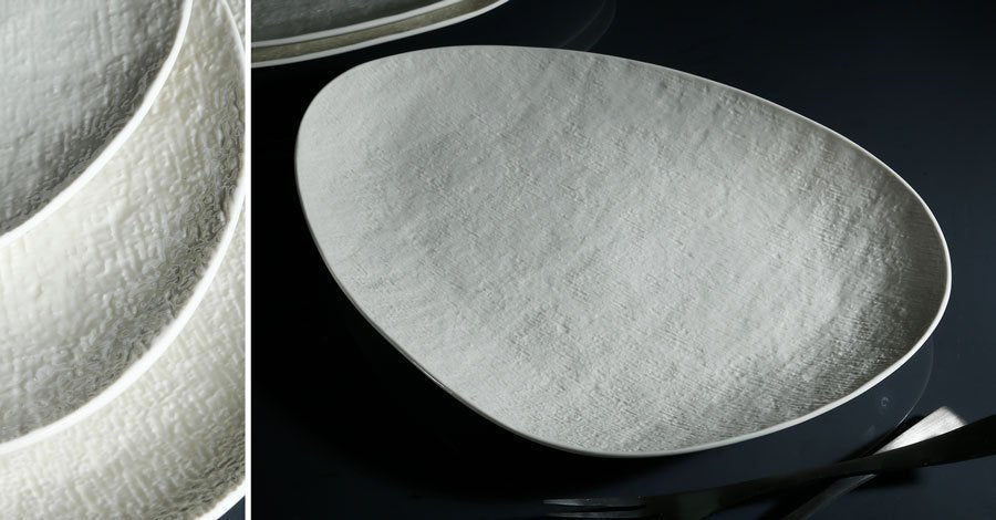 כלי שולחן פורצלן NEW BONE CHINA SIMPEL – לבן ושחור – צלחת הגשה אובלית – דגם 4