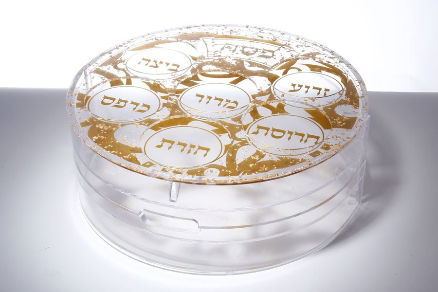 קערת ליל הסדר עם מדפי מצות אקריליק – קערת ליל הסדר + מדפי מצות אקריליק קונפטי והדפס זהב