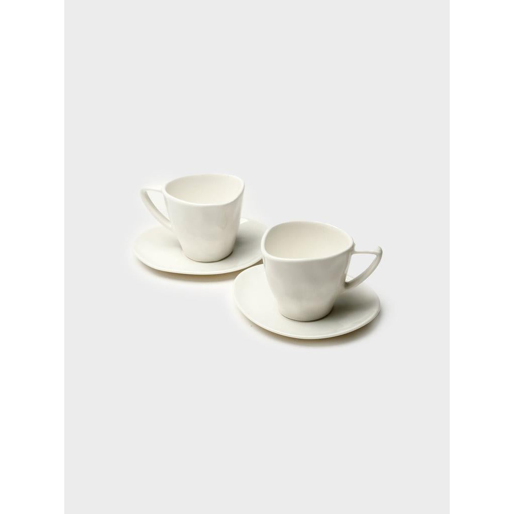 סט קפה פורצלן Simple White סט מעוצב להגשה ולאירוח לשימוש יומיומי ולמתנה בעיצוב מוקפד