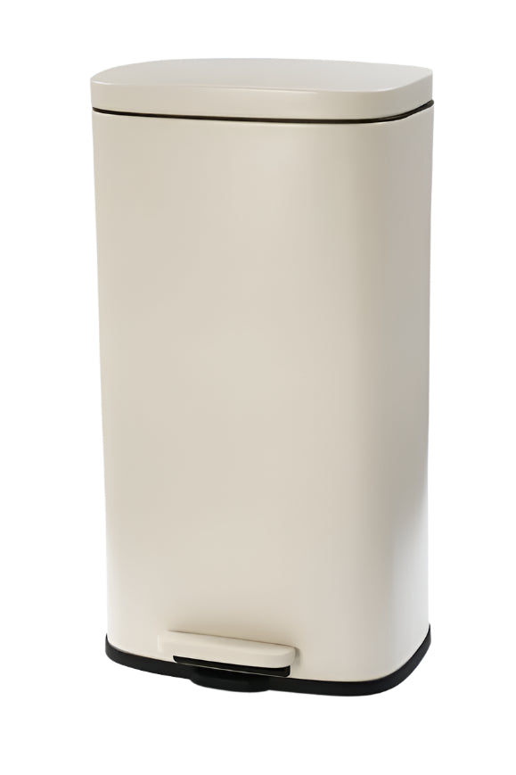 פח אשפה בעיצוב יוקרתי בצבע קרם מט טריקה שקטה 30L