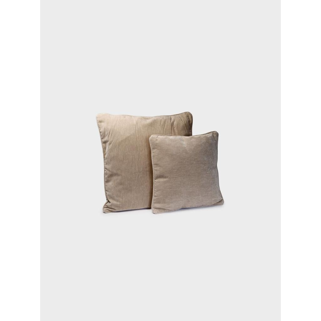כרית VELVET FABRIC khaki – 60x60