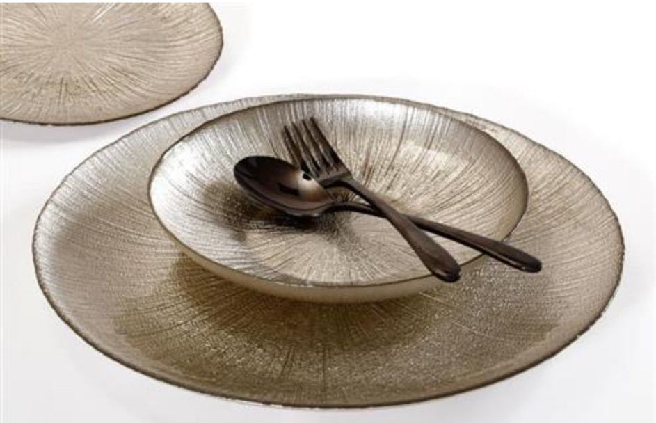 סט צלחות 18 חלקים עשוי זכוכית בגוון זהב מרהיב