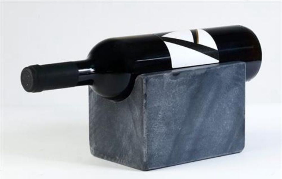 מעמד לבקבוקים עשוי שיש בעיצוב מיוחד 15.5X11X11 ס"מ