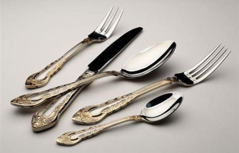 סט סכו"ם 30 חלקים עשוי נירוסטה בשילוב עטורים מיוחדים