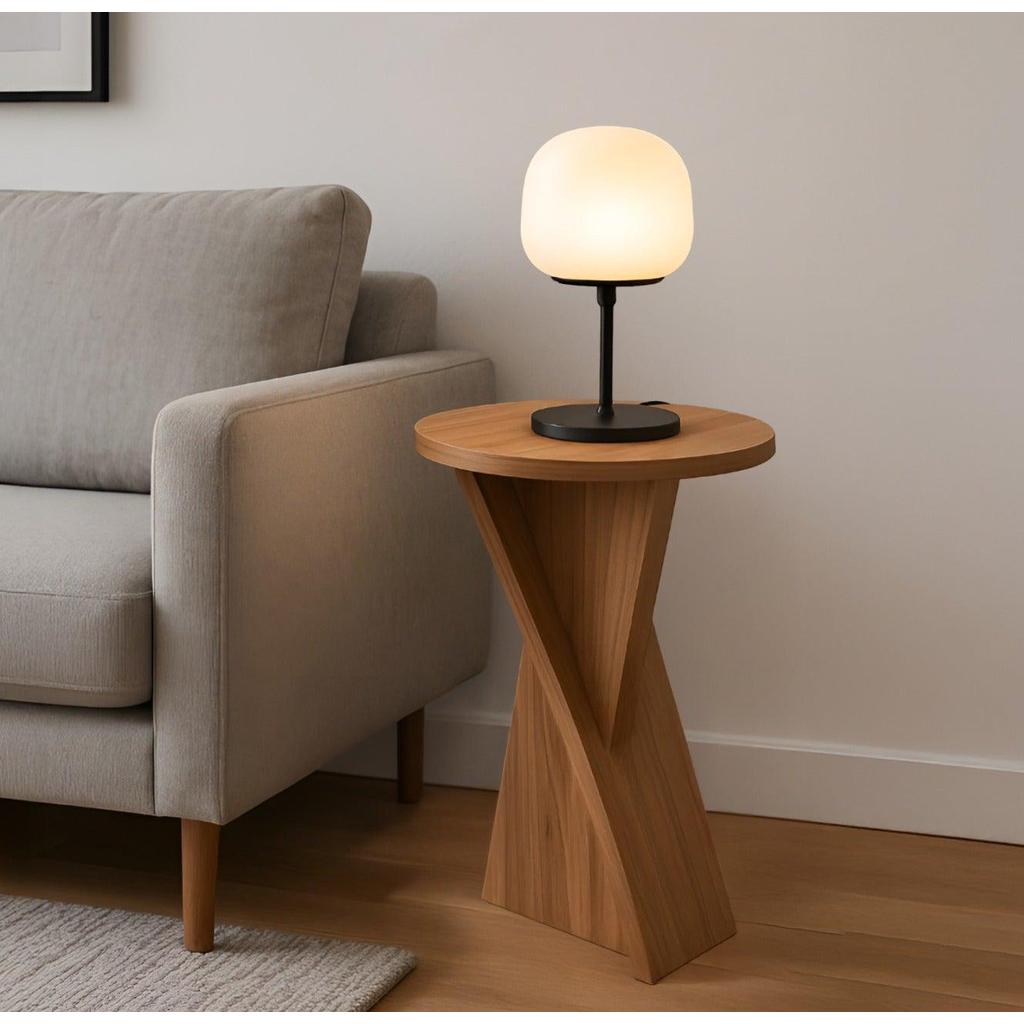 שולחן צד עגול בשילוב רגל בצורת איקס עשוי עץ מלא טבעי