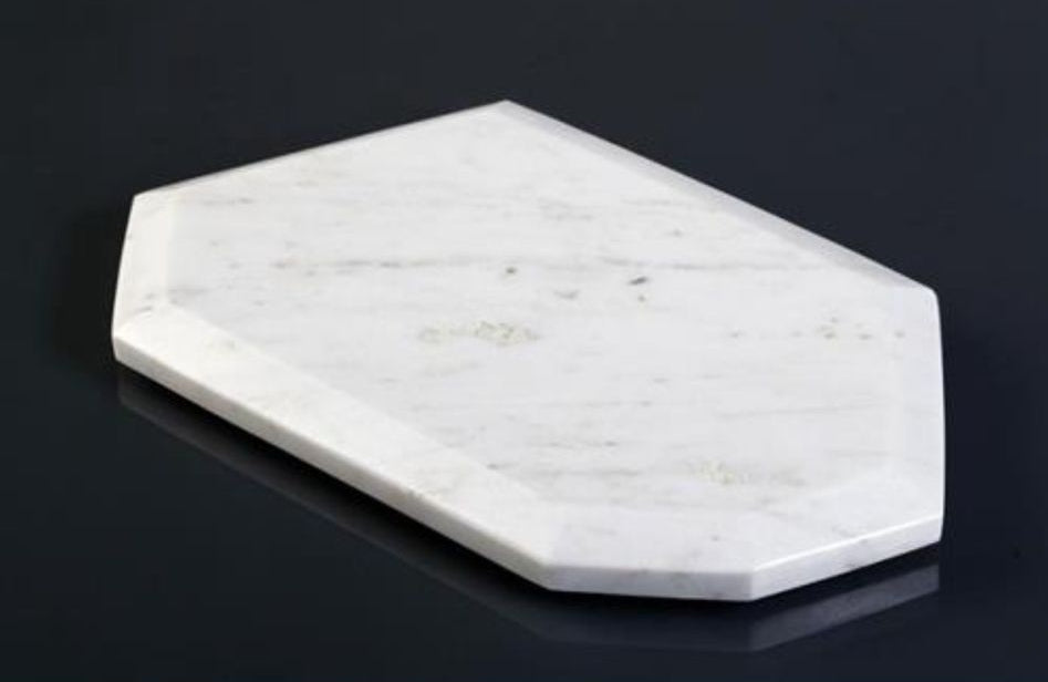 מגש לפמוטים עשוי שיש לבן בעיצוב מרשים 25X15 ס"מ