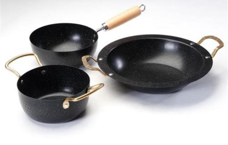  סט 2 קערות הגשה עשויות נירוסטה בשילוב קלחת מרשימה