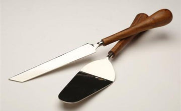 סט הגשה לעוגה כף + סכין בעיצוב ידית עץ מרשימה