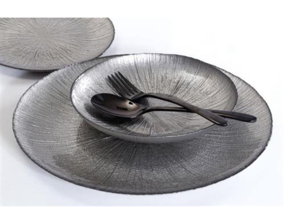 סט צלחות 18 חלקים עשוי זכוכית בגוון כסף יוקרתי