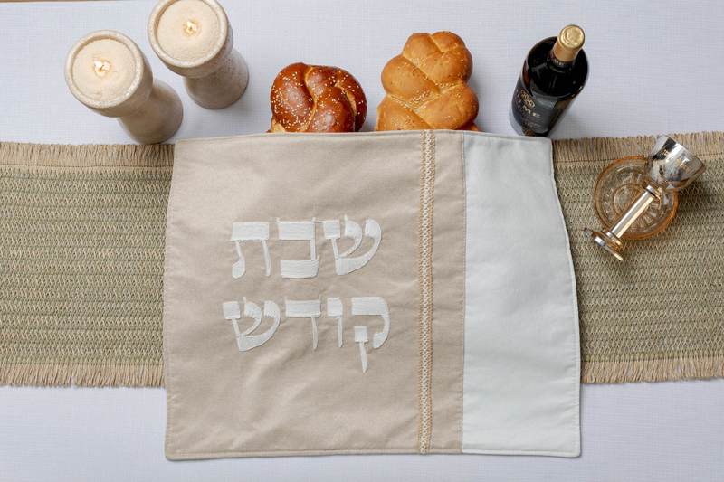 כיסוי חלה מעוצב דגם דבורה לשבת ולחג – תמונה 1