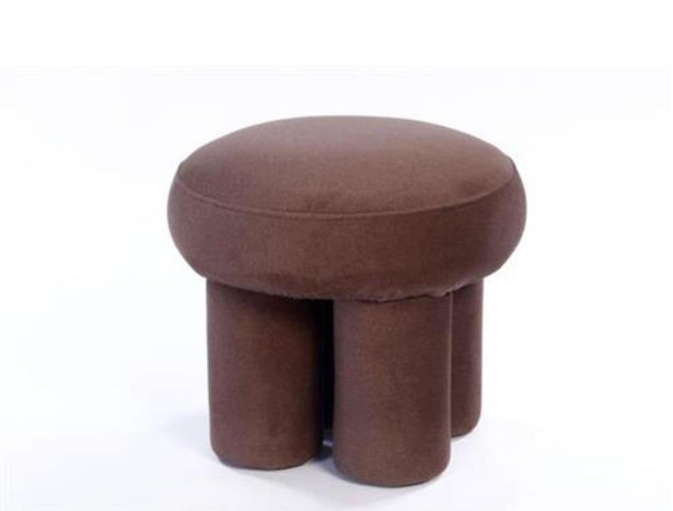  הדום עגול בשילוב רגליים מרשימות בגוון חום 48X48X45 ס"מ