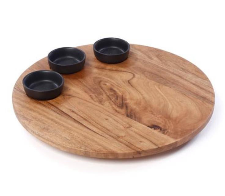 מגש עץ מסתובב בשילוב 3 קעריות קרמיקה בגוון שחור