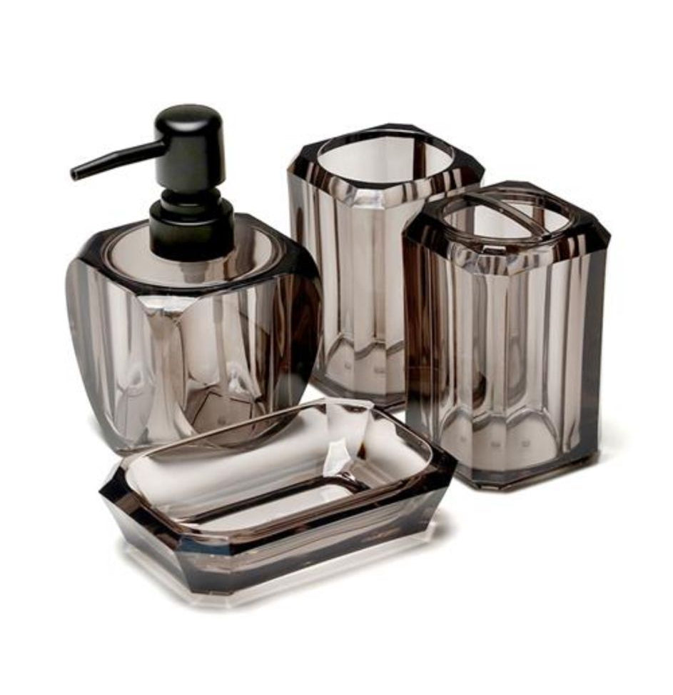 סט שירותים ומקלחת עשוי אקריליק בעיצוב מיוחד