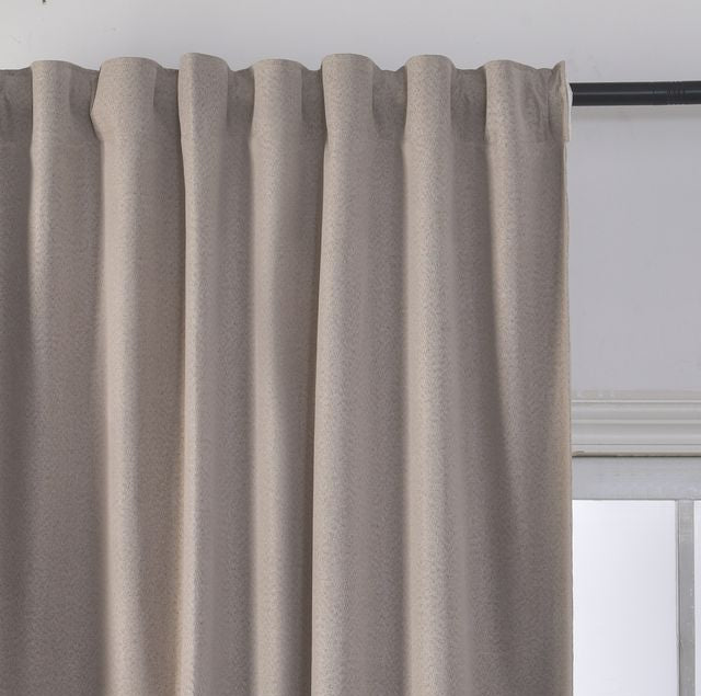 וילון השחלה דגם יעל עשוי פוליאסטר בצבע חום קפה