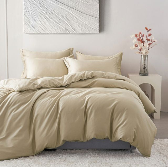 סט מצעים דגם אנדראה עשוי כותנה בגוון בז' מרשים