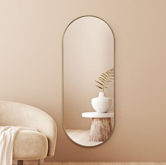 מראת גוף אובלית בשילוב מסגרת זהב יוקרתית