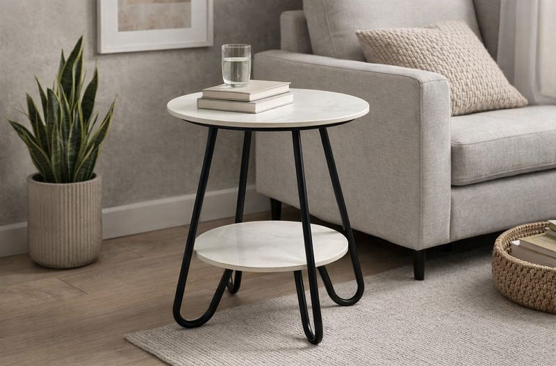 שולחן צד מעוצב 2 קומות עשוי שיש לבן בשילוב רגלי מתכת בצבע שחור