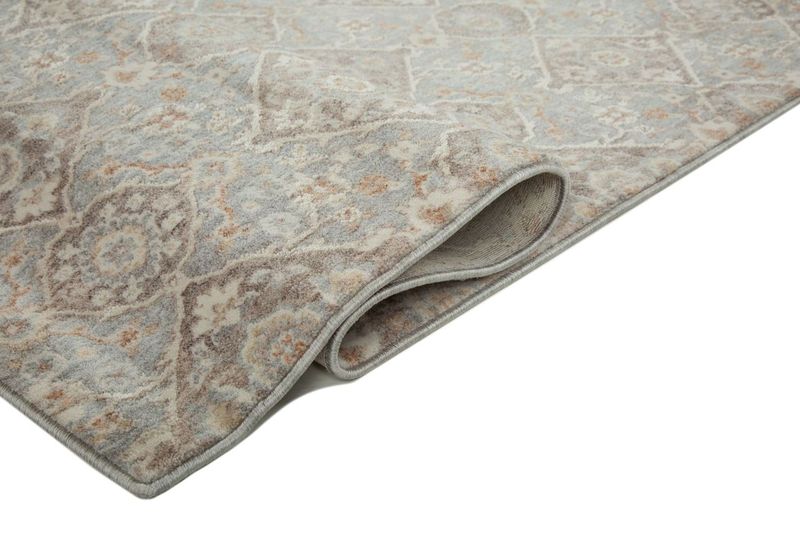 שטיח סלון דגם אלטה עשוי פוליאסטר בעיצוב מרשים