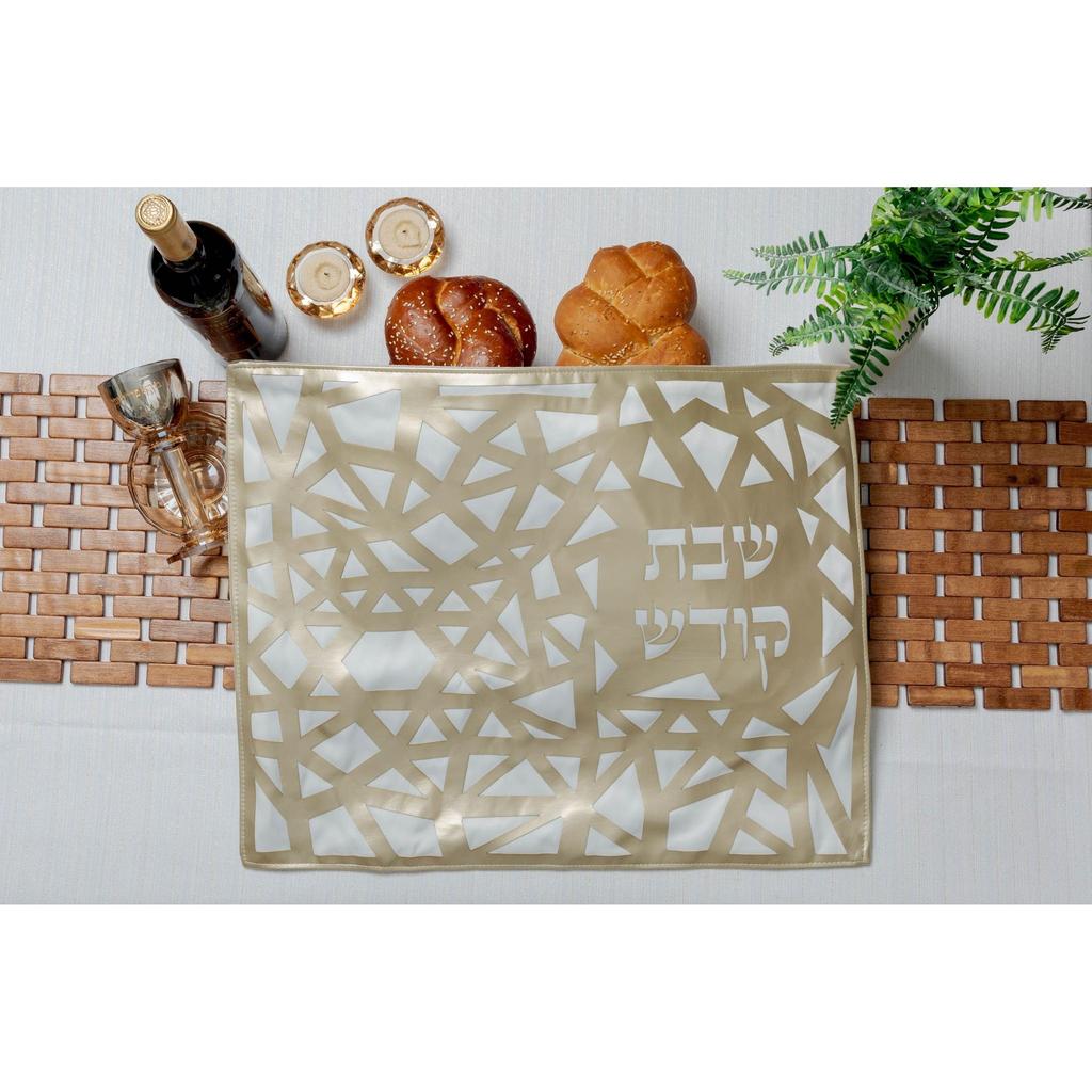 כיסוי חלה דגם ברוך בעיצוב מרשים בצבע זהב