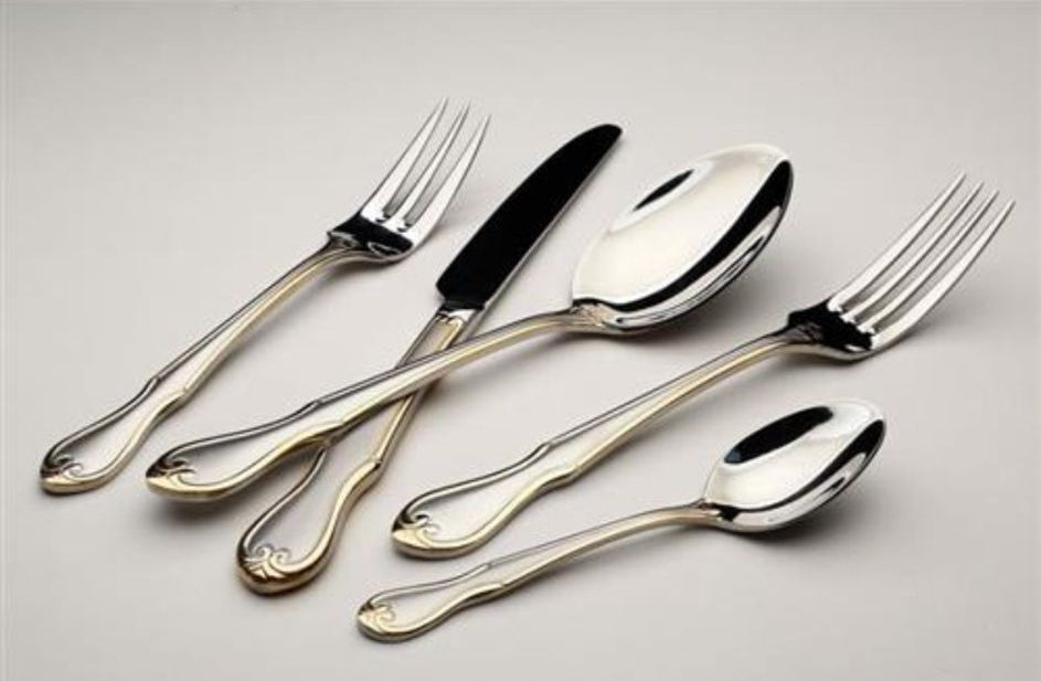 סט סכו"ם 30 חלקים עשוי נירוסטה בעיצוב מודרני