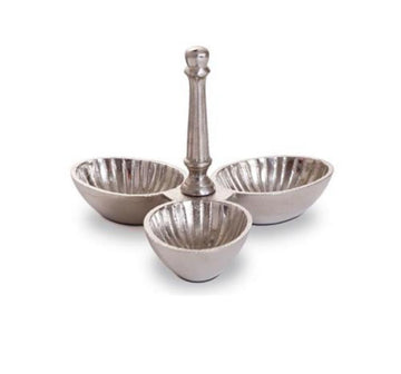 כלי הגשה מחולק עשוי BRASS יוקרתי בצבע כסף 23X23X17 ס"מ