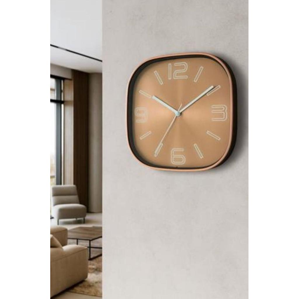שעון קיר מרובע עשוי מתכת בעיצוב מרשים ומיוחד 29X29X4 ס"מ