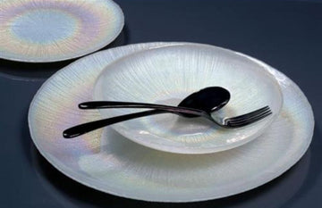 סט צלחות 18 חלקים עשוי זכוכית בגוון לבן פנינה מיוחד