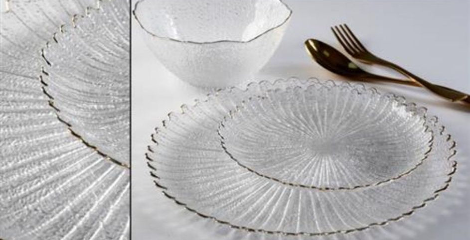 סט צלחות 18 חלקים עשוי זכוכית מהודרת בשילוב פס זהב