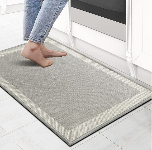 שטיח דגם קנקון עשוי פוליאסטר בצבע אפור בהיר