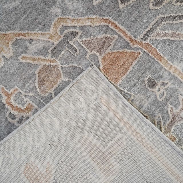 שטיח סלון דגם אלטה עשוי פוליאסטר בעיצוב יוקרתי