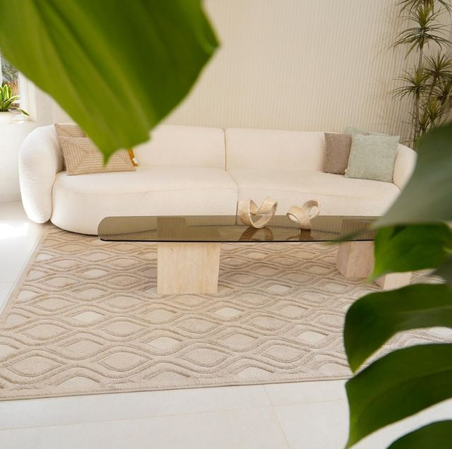 שטיח דגם קיארה עשוי פוליאסטר בעיצוב מרהיב