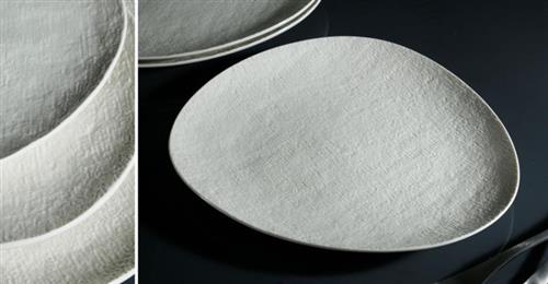 כלי שולחן פורצלן NEW BONE CHINA SIMPEL – לבן ושחור – צלחת עיקרית לבן 29X25X2.5