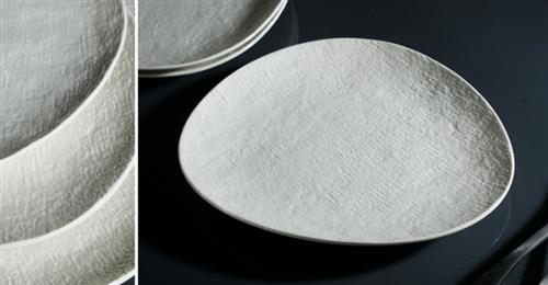 כלי שולחן פורצלן NEW BONE CHINA SIMPEL – לבן ושחור – צלחת עמוקה לבן 23X20X2