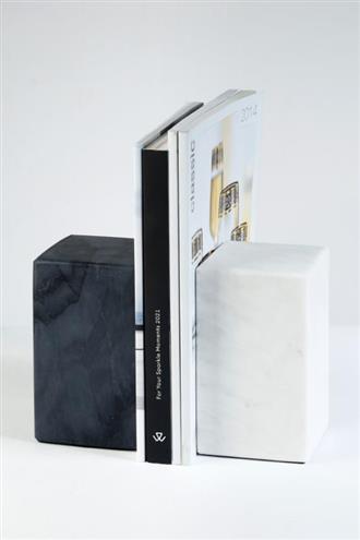 תומך ספרים BANSWAR/BLACK MARBLE