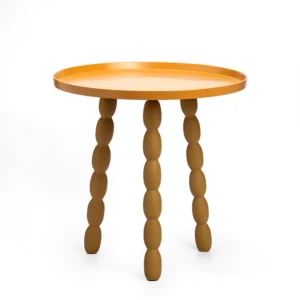 שולחן צד דגם פאנקי ממתכת בגוון כאמל